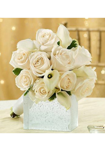 All White Bridesmaid Bouquet