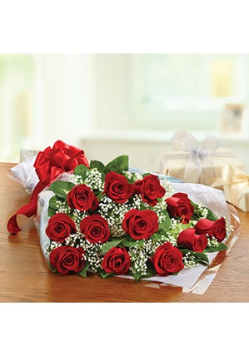 Dozen Rose Presentation Bouquet
